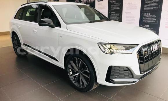 Buy Used Audi Q7 White Car in Lusaka in Zambia Buy Used Audi Q7 White Car in Lusaka in Zambia