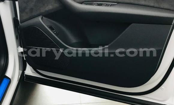 Buy Used Audi Q7 White Car in Lusaka in Zambia Buy Used Audi Q7 White Car in Lusaka in Zambia