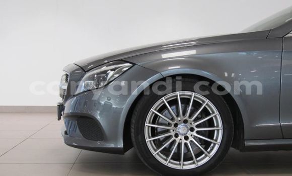 Buy Used Mercedes‒Benz CLS-klasse Silver Car in Livingstone in Zambia Buy Used Mercedes‒Benz CLS-klasse Silver Car in Livingstone in Zambia
