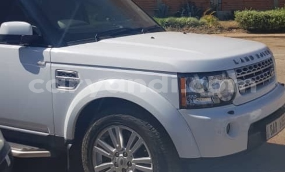 Buy Used Land Rover Discovery White Car in Lusaka in Zambia Buy Used Land Rover Discovery White Car in Lusaka in Zambia