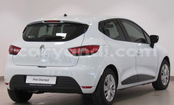 Nunua Ilio tumika Renault Clio Nyeupe Gari ndani ya Livingstone nchini Zambia Nunua Ilio tumika Renault Clio Nyeupe Gari ndani ya Livingstone nchini Zambia