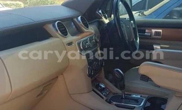 Buy Used Land Rover Discovery White Car in Lusaka in Zambia Buy Used Land Rover Discovery White Car in Lusaka in Zambia
