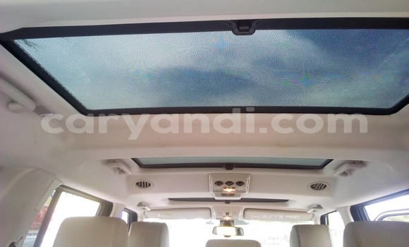 Buy Used Land Rover Discovery White Car in Lusaka in Zambia Buy Used Land Rover Discovery White Car in Lusaka in Zambia