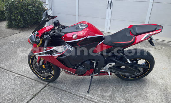 Buy Used Honda CBR 1000 RR Red Bike in Lusaka in Zambia Buy Used Honda CBR 1000 RR Red Bike in Lusaka in Zambia