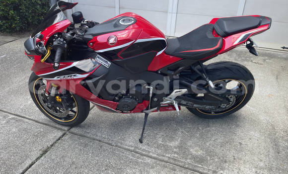 Buy Used Honda CBR 1000 RR Red Bike in Lusaka in Zambia Buy Used Honda CBR 1000 RR Red Bike in Lusaka in Zambia