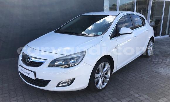 Buy Used Opel Astra White Car in Chingola in Zambia