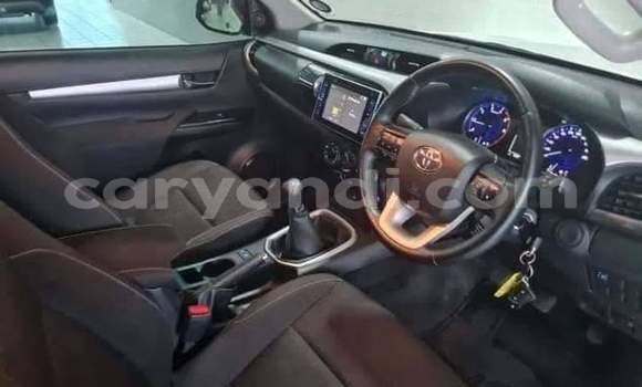Acheter Occasion Voiture Toyota Hilux Blanc à Chipata, Zambie Acheter Occasion Voiture Toyota Hilux Blanc à Chipata, Zambie