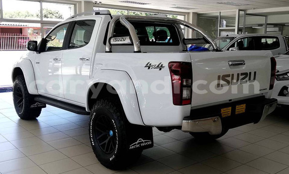 Buy Used Isuzu D–MAX White Car in Lusaka in Zambia Buy Used Isuzu D–MAX White Car in Lusaka in Zambia