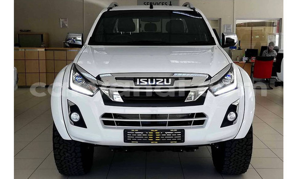 Buy Used Isuzu D–MAX White Car in Lusaka in Zambia Buy Used Isuzu D–MAX White Car in Lusaka in Zambia