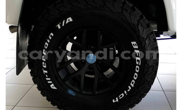 Buy Used Isuzu D–MAX White Car in Lusaka in Zambia Buy Used Isuzu D–MAX White Car in Lusaka in Zambia