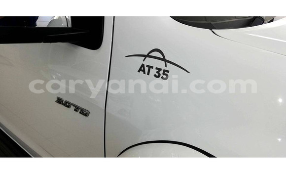 Buy Used Isuzu D–MAX White Car in Lusaka in Zambia Buy Used Isuzu D–MAX White Car in Lusaka in Zambia