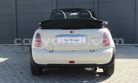 Buy Used MINI Cooper White Car in Chilanga in Lusaka Buy Used MINI Cooper White Car in Chilanga in Lusaka