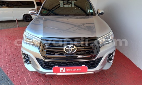 Acheter Occasion Voiture Toyota Hilux Gris à Lusaka, Zambie Acheter Occasion Voiture Toyota Hilux Gris à Lusaka, Zambie