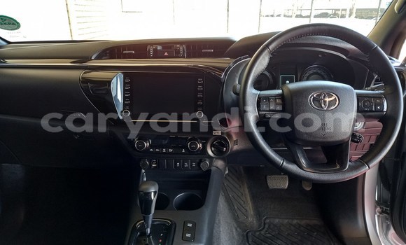 Acheter Occasion Voiture Toyota Hilux Gris à Lusaka, Zambie Acheter Occasion Voiture Toyota Hilux Gris à Lusaka, Zambie
