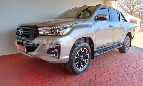 Acheter Occasion Voiture Toyota Hilux Gris à Lusaka, Zambie Acheter Occasion Voiture Toyota Hilux Gris à Lusaka, Zambie