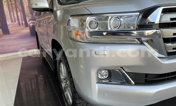Buy Used Toyota Land Cruiser Silver Car in Lusaka in Zambia Buy Used Toyota Land Cruiser Silver Car in Lusaka in Zambia