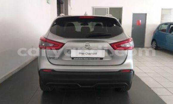 Buy Used Nissan Qashqai Silver Car in Lusaka in Zambia Buy Used Nissan Qashqai Silver Car in Lusaka in Zambia