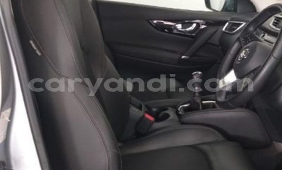 Buy Used Nissan Qashqai Silver Car in Lusaka in Zambia Buy Used Nissan Qashqai Silver Car in Lusaka in Zambia