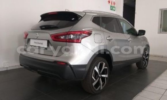 Buy Used Nissan Qashqai Silver Car in Lusaka in Zambia Buy Used Nissan Qashqai Silver Car in Lusaka in Zambia