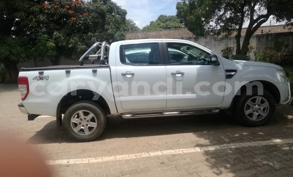 Acheter Occasion Voiture Ford Ranger Blanc à Lusaka, Zambie Acheter Occasion Voiture Ford Ranger Blanc à Lusaka, Zambie