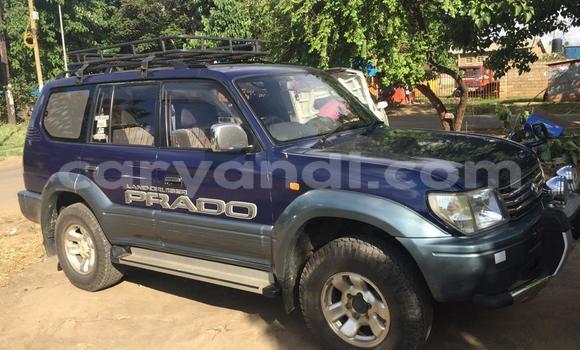 Acheter Occasion Voiture Toyota Land Cruiser Prado Bleu à Lusaka, Zambie Acheter Occasion Voiture Toyota Land Cruiser Prado Bleu à Lusaka, Zambie