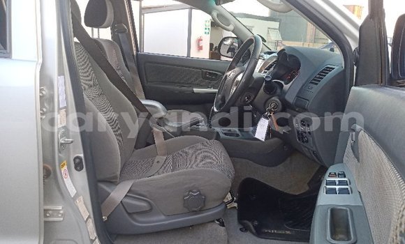 Tenga Tsaru Toyota Hilux Sirivha Mota in Lusaka in Zambia Tenga Tsaru Toyota Hilux Sirivha Mota in Lusaka in Zambia