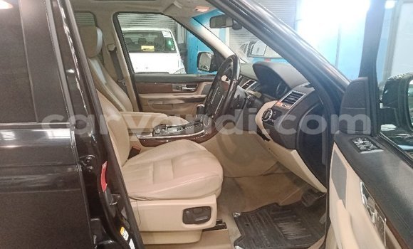 Tenga Tsaru Land Rover Range Rover Nhema Mota in Lusaka in Zambia Tenga Tsaru Land Rover Range Rover Nhema Mota in Lusaka in Zambia