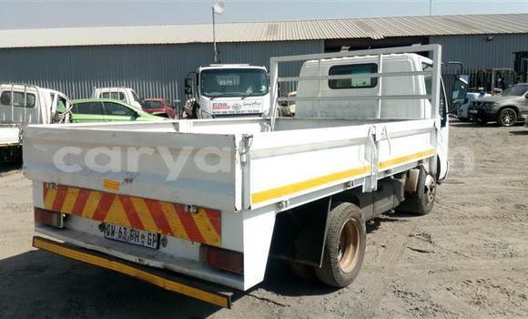 Acheter Occasion Utilitaire Toyota Dyna Blanc à Ndola, Zambie Acheter Occasion Utilitaire Toyota Dyna Blanc à Ndola, Zambie