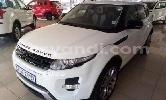 Buy Used Land Rover Range Rover Vogue White Car in Chipata in Zambia Buy Used Land Rover Range Rover Vogue White Car in Chipata in Zambia