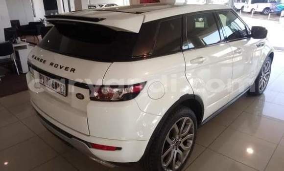 Buy Used Land Rover Range Rover Vogue White Car in Chipata in Zambia Buy Used Land Rover Range Rover Vogue White Car in Chipata in Zambia
