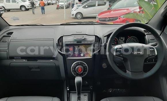 Buy Used Isuzu D–MAX White Car in Lusaka in Zambia Buy Used Isuzu D–MAX White Car in Lusaka in Zambia