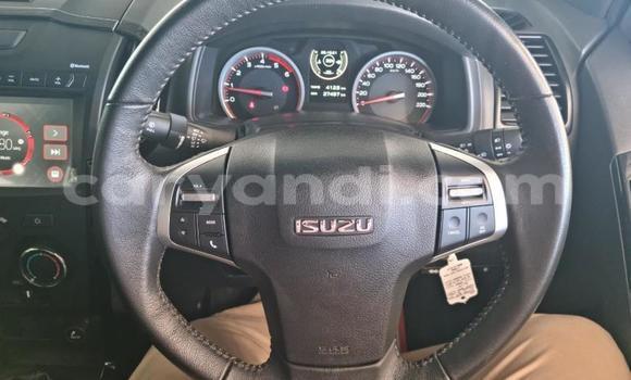Buy Used Isuzu D–MAX White Car in Lusaka in Zambia Buy Used Isuzu D–MAX White Car in Lusaka in Zambia