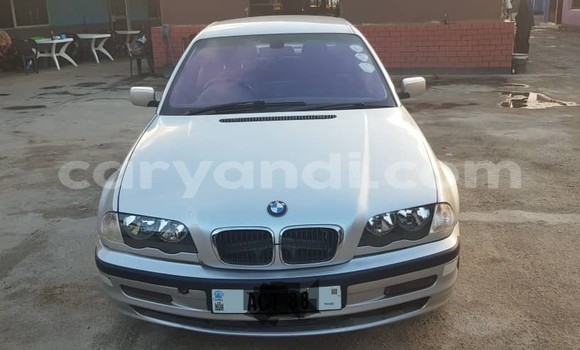 Acheter Occasion Voiture BMW 3–Series Gris à Lusaka, Zambie Acheter Occasion Voiture BMW 3–Series Gris à Lusaka, Zambie