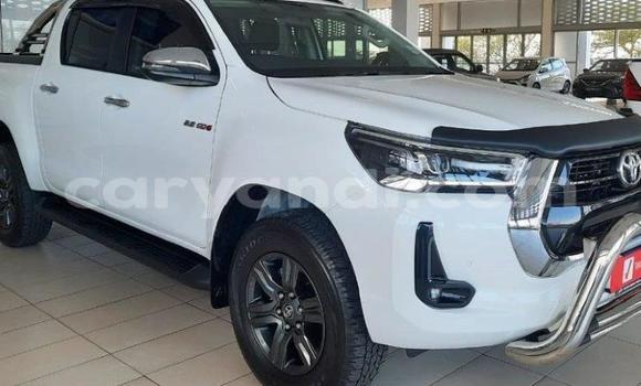 Buy Used Toyota Hilux White Car in Lusaka in Zambia Buy Used Toyota Hilux White Car in Lusaka in Zambia