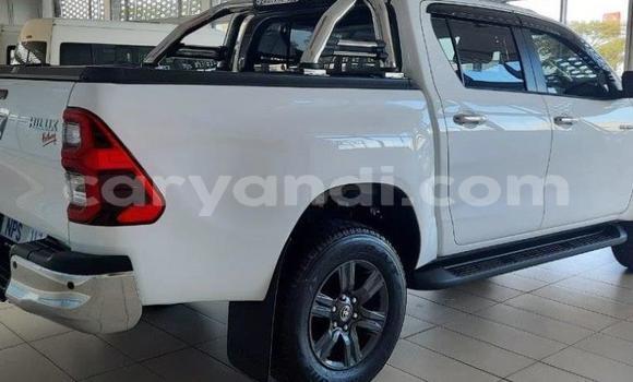 Buy Used Toyota Hilux White Car in Lusaka in Zambia Buy Used Toyota Hilux White Car in Lusaka in Zambia