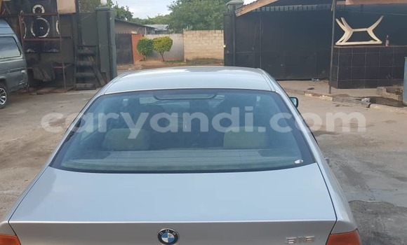 Acheter Occasion Voiture BMW 3–Series Gris à Lusaka, Zambie Acheter Occasion Voiture BMW 3–Series Gris à Lusaka, Zambie