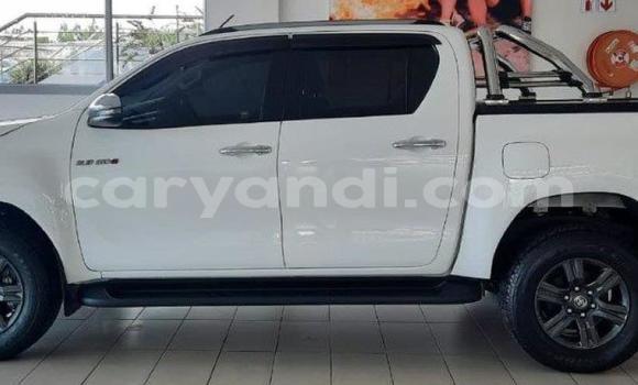 Buy Used Toyota Hilux White Car in Lusaka in Zambia Buy Used Toyota Hilux White Car in Lusaka in Zambia