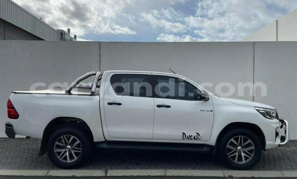 Buy Used Toyota Hilux White Car in Lusaka in Zambia Buy Used Toyota Hilux White Car in Lusaka in Zambia