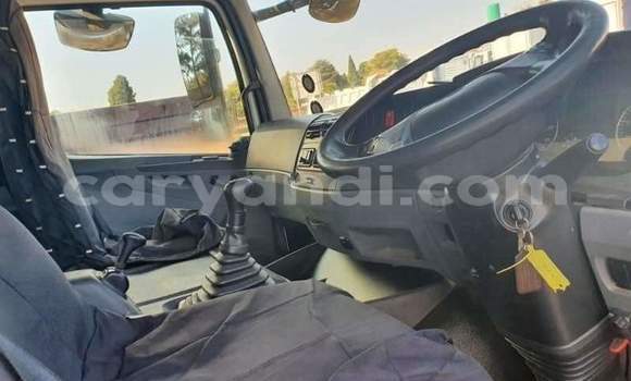 Acheter Occasion Utilitaire Mercedes–Benz 2628 Blanc à Chipata, Zambie Acheter Occasion Utilitaire Mercedes–Benz 2628 Blanc à Chipata, Zambie