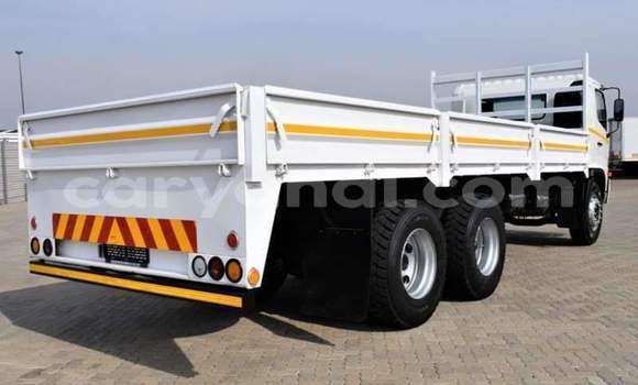 Buy Used Hino 300 Series White Truck in Lusaka in Zambia Buy Used Hino 300 Series White Truck in Lusaka in Zambia