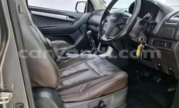 Buy Used Isuzu KB White Car in Lusaka in Zambia Buy Used Isuzu KB White Car in Lusaka in Zambia