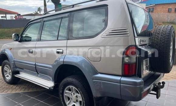 Tenga Tsaru Toyota Land Cruiser Prado Sirivha Mota in Kabwe in Zambia Tenga Tsaru Toyota Land Cruiser Prado Sirivha Mota in Kabwe in Zambia