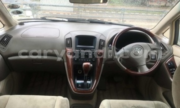 Buy Used Toyota Harrier White Car in Lusaka in Zambia Buy Used Toyota Harrier White Car in Lusaka in Zambia
