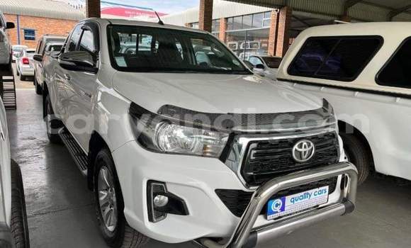 Tenga Tsaru Toyota Hilux Chena Mota in Kabwe in Zambia Tenga Tsaru Toyota Hilux Chena Mota in Kabwe in Zambia