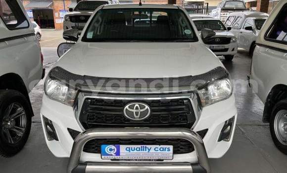 Tenga Tsaru Toyota Hilux Chena Mota in Kabwe in Zambia Tenga Tsaru Toyota Hilux Chena Mota in Kabwe in Zambia