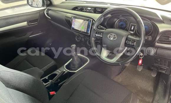 Tenga Tsaru Toyota Hilux Chena Mota in Kabwe in Zambia Tenga Tsaru Toyota Hilux Chena Mota in Kabwe in Zambia