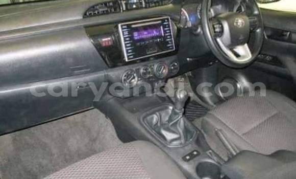Buy Used Toyota Hilux White Car in Chipata in Zambia Buy Used Toyota Hilux White Car in Chipata in Zambia