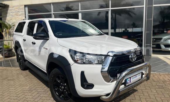 Nunua Ilio tumika Toyota Hilux Nyeupe Gari ndani ya Lusaka nchini Zambia