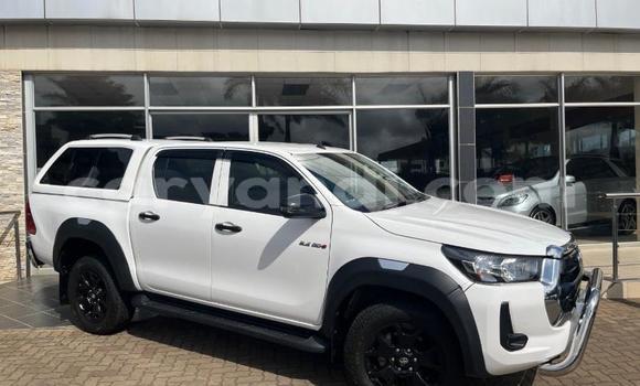 Buy Used Toyota Hilux White Car in Lusaka in Zambia Buy Used Toyota Hilux White Car in Lusaka in Zambia