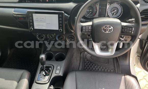Buy Used Toyota Hilux White Car in Lusaka in Zambia Buy Used Toyota Hilux White Car in Lusaka in Zambia